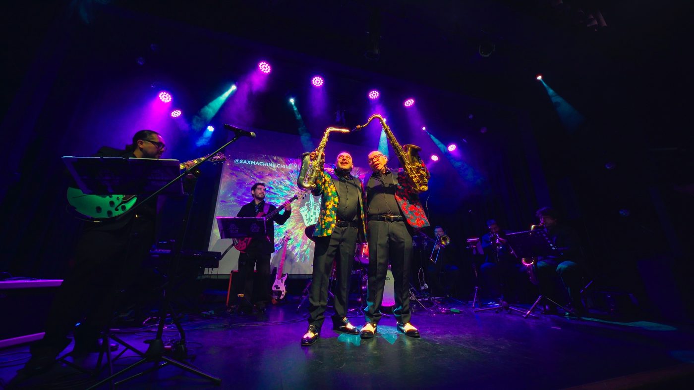 Sax Machine en vivo